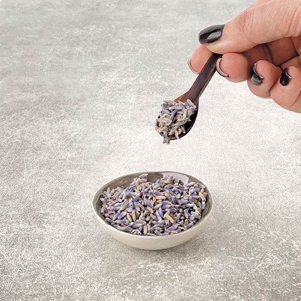 East of India Natural Lavender Jar image 3